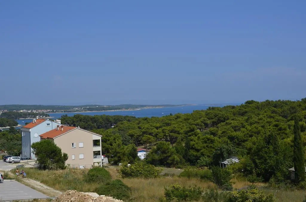 Apartments Sun Premantura 0*,